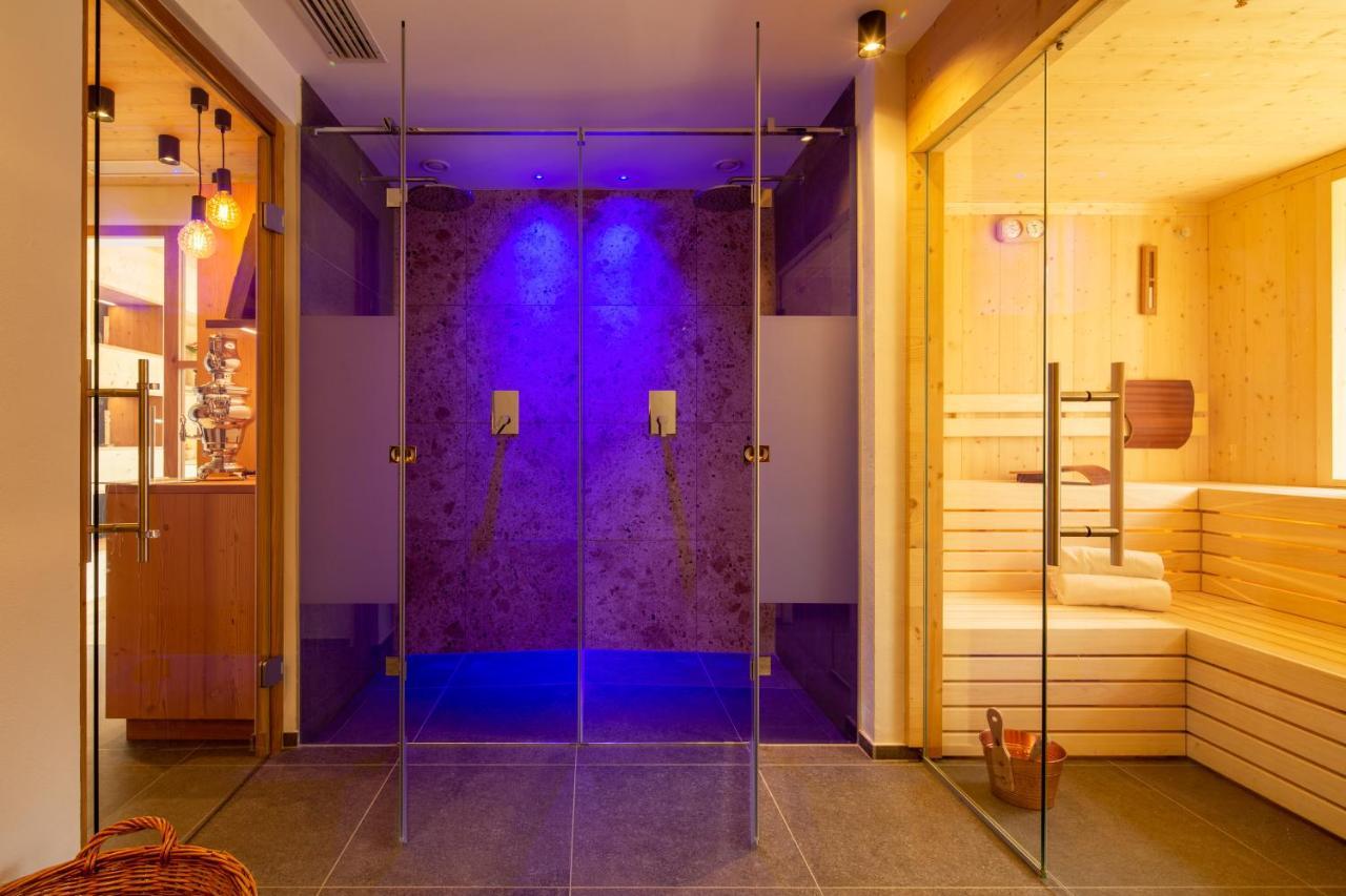 Declara And Hotel 3*