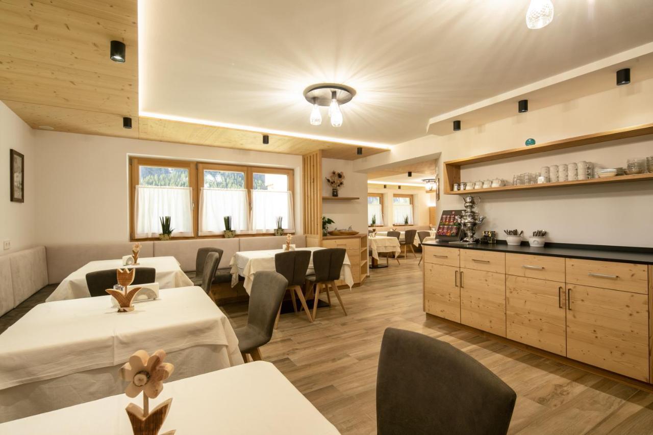 Hotel Declara And
